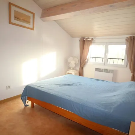 Belle: Secure Seaside Retreat With Pool And Terraces