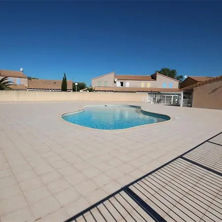 Belle: Secure Seaside Retreat With Pool And Terraces