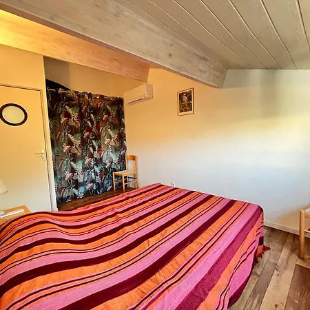 Villa Belle Entierement Climatisee 4 10 Couchages, Fibre Wifi, 2 Terrasses Parking Privatif Dans Securisee Piscine Commune 800 M De La Lrcs69 *